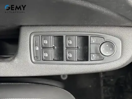 Photo 44 Renault Clio Gén. V (BJA) Ph2 Evolution 5