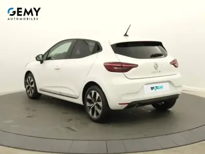 Photo 6 Renault Clio Gén. V (BJA) Ph2 Evolution 5