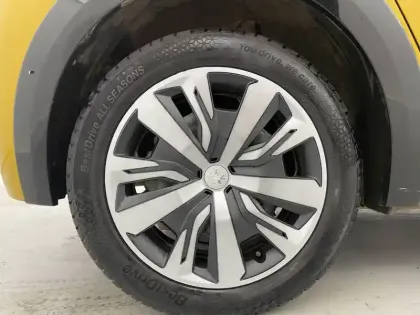 Photo 18 Peugeot 208  Electrique 50 kWh 136ch