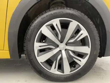 Photo 17 Peugeot 208  Electrique 50 kWh 136ch