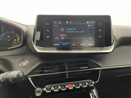 Photo 19 Peugeot 208  Electrique 50 kWh 136ch