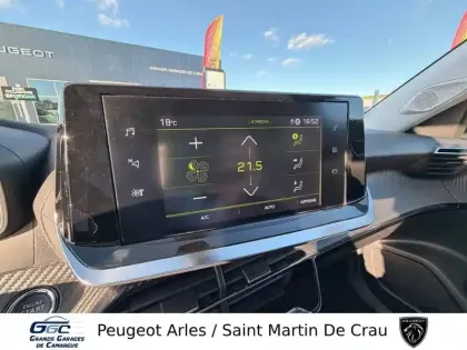 Photo 80 Peugeot 2008  PureTech 130 S&S BVM6