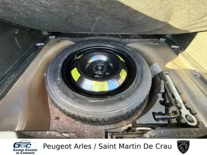 Photo 84 Peugeot 2008  PureTech 130 S&S BVM6