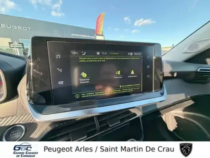 Photo 81 Peugeot 2008  PureTech 130 S&S BVM6