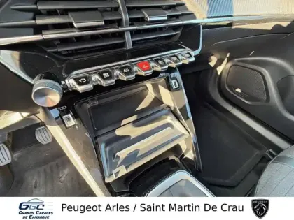 Photo 15 Peugeot 2008  PureTech 130 S&S BVM6