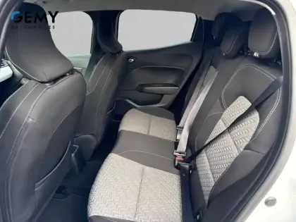 Photo 28 Renault Clio Gén. V (BJA) Ph1 NG Evolution 5