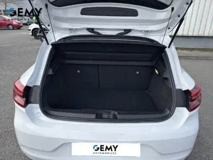 Photo 24 Renault Clio Gén. V (BJA) Ph1 NG Evolution 5