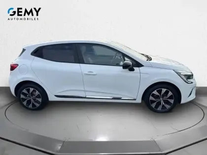 Photo 22 Renault Clio Gén. V (BJA) Ph1 NG Evolution 5