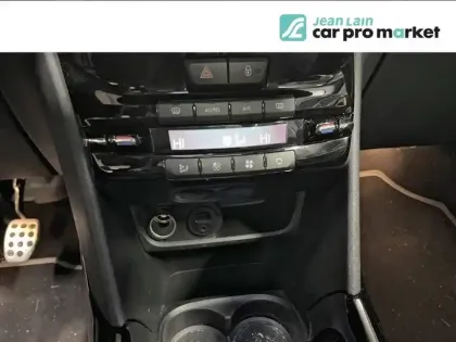 Photo 17 Peugeot 2008  1.2 PureTech 110ch S&S BVM5