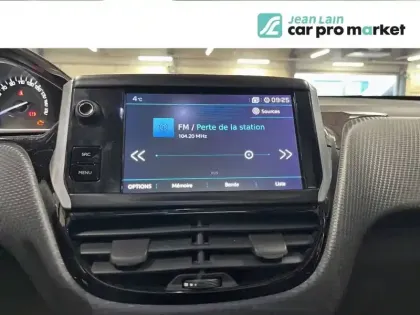 Photo 14 Peugeot 2008  1.2 PureTech 110ch S&S BVM5