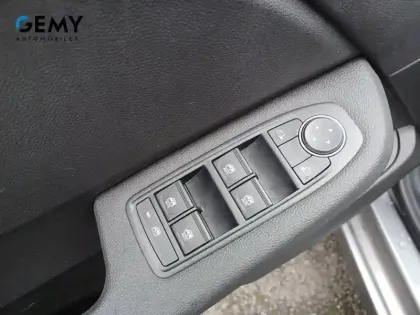 Photo 48 Renault Clio  E-Tech full hybrid 145 ch GSR2