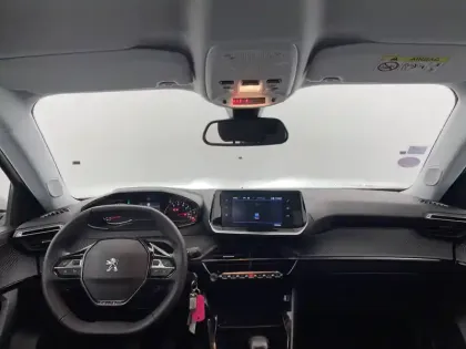 Photo 29 Peugeot 2008  PureTech 100 S&S BVM6