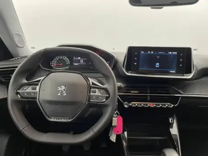 Photo 53 Peugeot 2008  PureTech 100 S&S BVM6