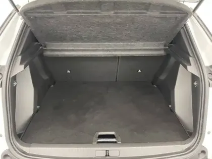 Photo 44 Peugeot 2008  PureTech 100 S&S BVM6