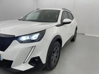 Photo 55 Peugeot 2008  PureTech 100 S&S BVM6