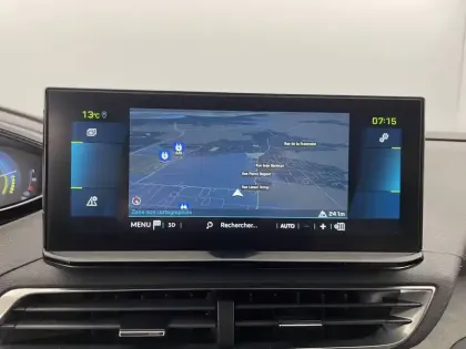 Photo 51 Peugeot 3008  Hybrid 225 e-EAT8