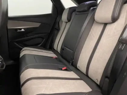 Photo 78 Peugeot 3008  Hybrid 225 e-EAT8