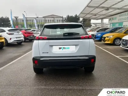 Photo 28 Peugeot 2008  PureTech 100 S&S BVM6