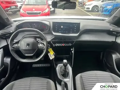 Photo 11 Peugeot 2008  PureTech 100 S&S BVM6