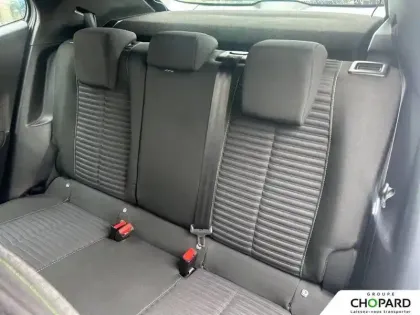 Photo 18 Peugeot 2008  PureTech 100 S&S BVM6