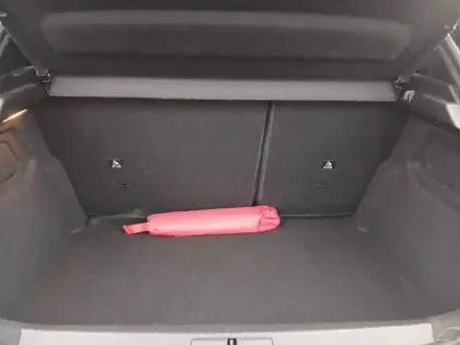 Photo 28 Peugeot 208  Hybrid 100 e-DCS6