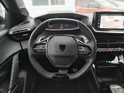 Photo 8 Peugeot 208  Hybrid 100 e-DCS6