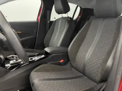 Photo 13 Peugeot 208  PureTech 100 S&S EAT8