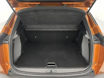 Photo 44 Peugeot 2008  PureTech 130 S&S EAT8