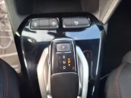 Photo 31 Opel Corsa  1.2 Turbo 100 ch BVA8