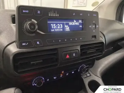 Photo 44 Peugeot Partner  FOURGON STANDARD 650 KG BLUEHDI 100 S&S BVM6