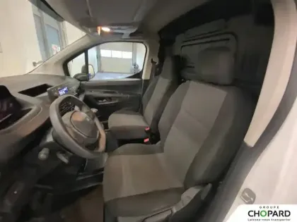 Photo 40 Peugeot Partner  FOURGON STANDARD 650 KG BLUEHDI 100 S&S BVM6