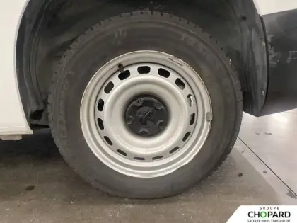 Photo 26 Peugeot Partner  FOURGON STANDARD 650 KG BLUEHDI 100 S&S BVM6