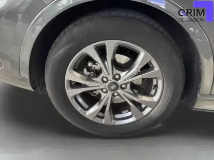 Photo 12 Ford Kuga  2.5 Duratec 190 ch FlexiFuel FHEV E85 Powershift