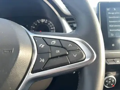 Photo 46 Renault Captur Gén. II (HJB) Ph1 Business 5