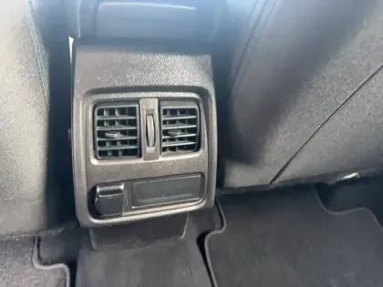 Photo 83 Renault Captur Gén. II (HJB) Ph1 Business 5