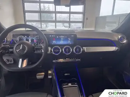 Photo 41 Mercedes GLB  200 d 8G-DCT