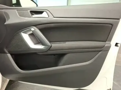 Photo 35 Peugeot 308  PureTech 110ch S&S BVM6