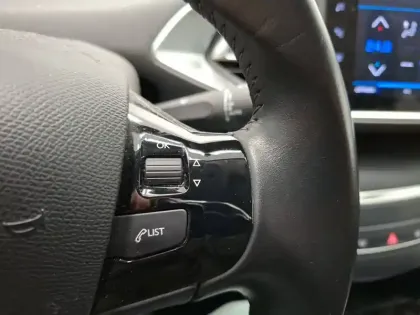 Photo 15 Peugeot 308  PureTech 110ch S&S BVM6