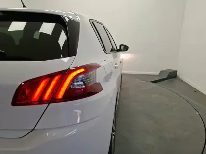 Photo 30 Peugeot 308  PureTech 110ch S&S BVM6