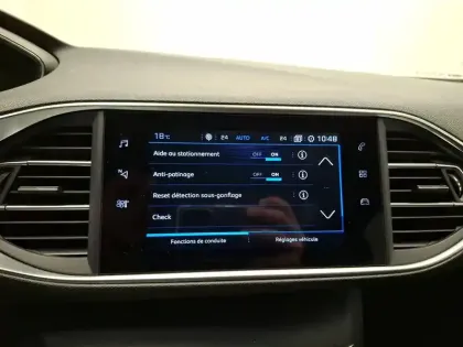 Photo 24 Peugeot 308  PureTech 110ch S&S BVM6