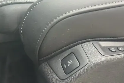 Photo 55 DS DS 7  Hybride Rechargeable E-Tense 360 EAT8 4x4