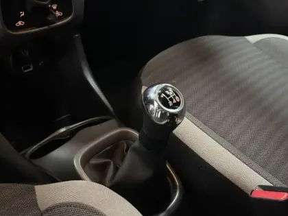 Photo 34 Toyota Aygo  1.0 VVT-i