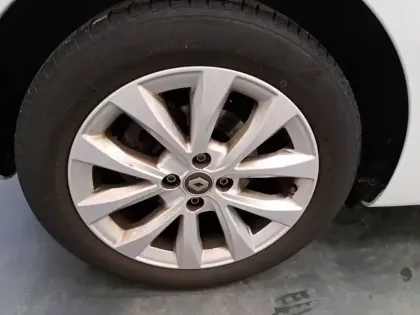 Photo 13 Renault Clio  TCe 100