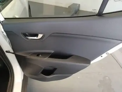 Photo 18 Kia Stonic  1.0 T-GDi 100 ch DCT7