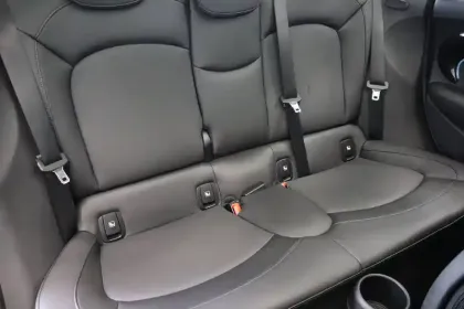 Photo 36 Mini Mini Hatch 5 Portes Cooper 136 ch DKG7