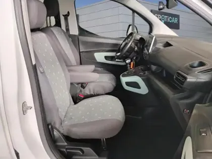 Photo 8 Citroën Berlingo  Taille M BlueHDi 130 S&S BVM6 Shine