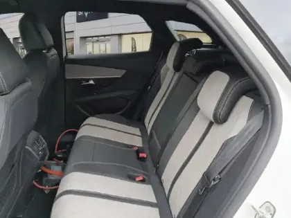 Photo 20 Peugeot 3008 Gén. II Ph1 GT 5