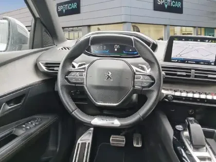 Photo 12 Peugeot 3008 Gén. II Ph1 GT 5