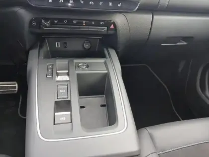 Photo 12 Citroën C5 aircross  Hybride Rechargeable 225 e-EAT8 Shine