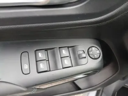 Photo 18 Citroën C5 aircross  Hybride Rechargeable 225 e-EAT8 Shine